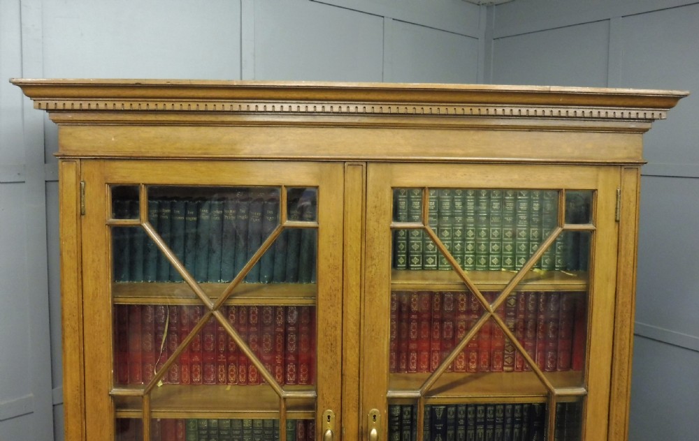 MELLOW OAK SHIPS BOOKCASE View VI