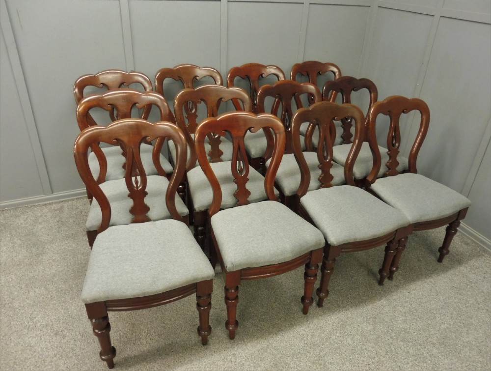 SET OF 12 VICTORIAN SPEARPOINT DINING CHAIRS View III