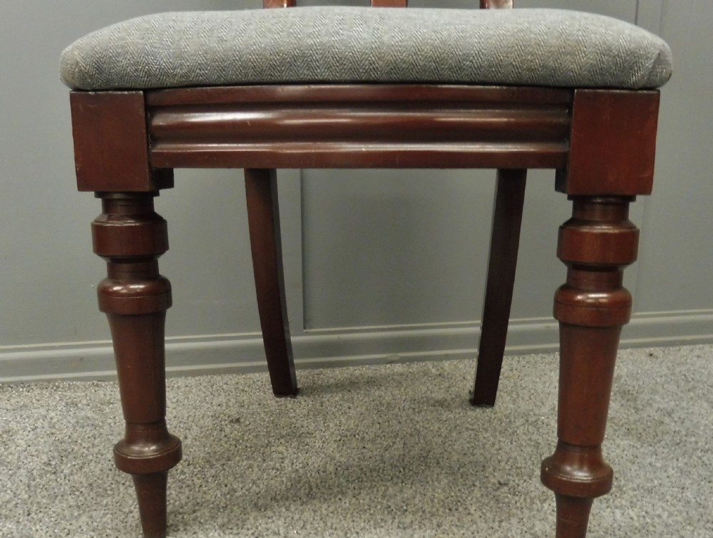 SET OF 12 VICTORIAN SPEARPOINT DINING CHAIRS View XIV