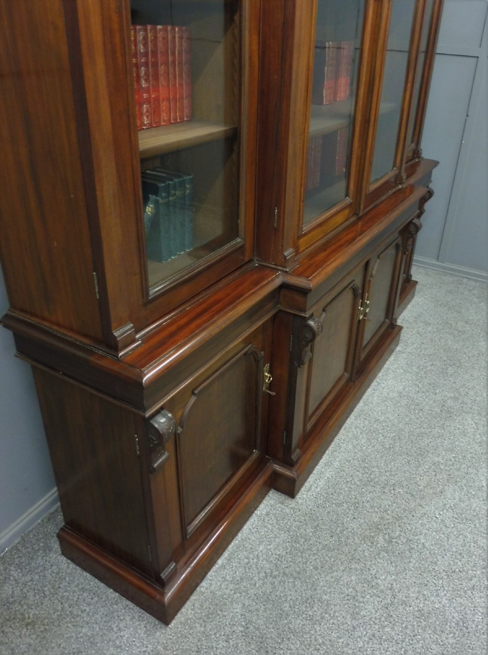 SUPERIOR QUALITY LARGE 19TH CENTURY LIBRARY BOOKCASE View XVII