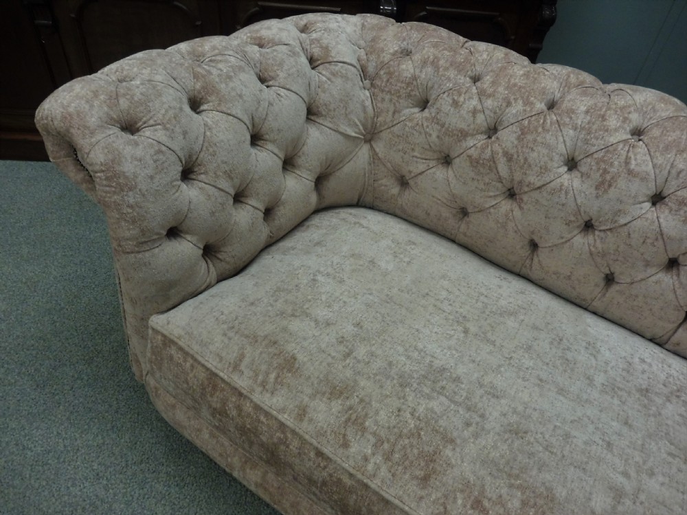 LARGE VICTORIAN CHESTERFIELD SOFA View VI