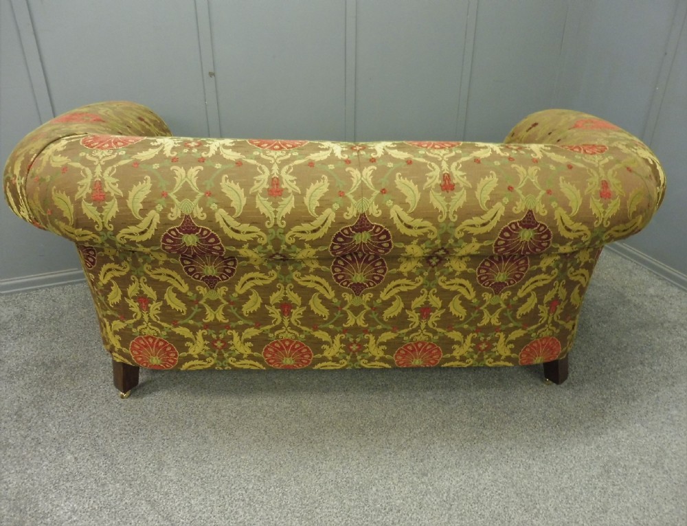 NEWLY RESTORED AND REUPHOSTERED VICTORIAN CHESTERFIELD  View XI