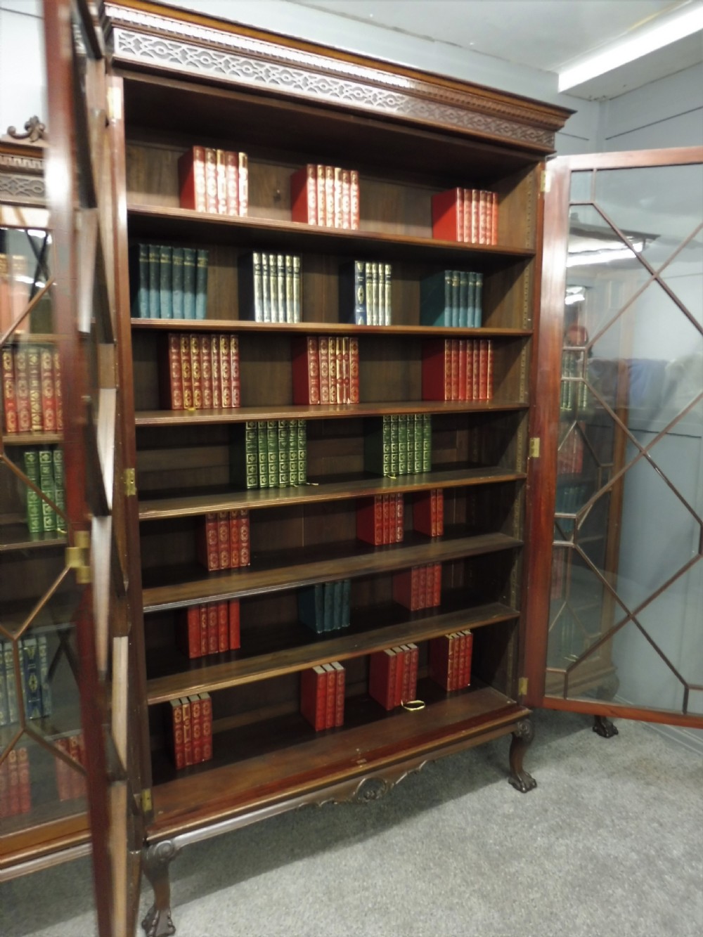 LARGE 19TH CENTURY COUNTRY HOUSE BOOKCASE View X