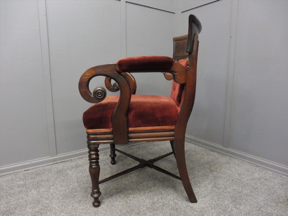 EARLY 19TH CENTURY DESK OR READING CHAIR View V