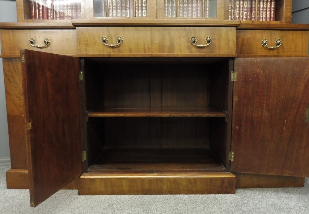 EDWARDIAN INLAID MAHOGANY BOOKCASE View X