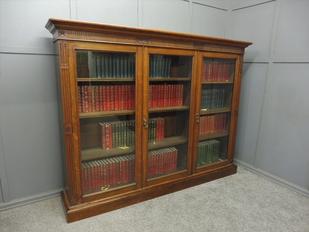 EDWARDIAN OAK BOOKCASE View IV