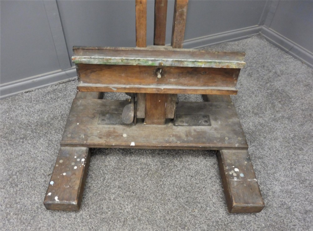 LARGE WINSOR AND NEWTON PROFESSIONAL ARTISTS STUDIO EASEL  View III