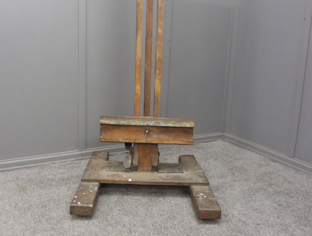 LARGE WINSOR AND NEWTON PROFESSIONAL ARTISTS STUDIO EASEL  View IV