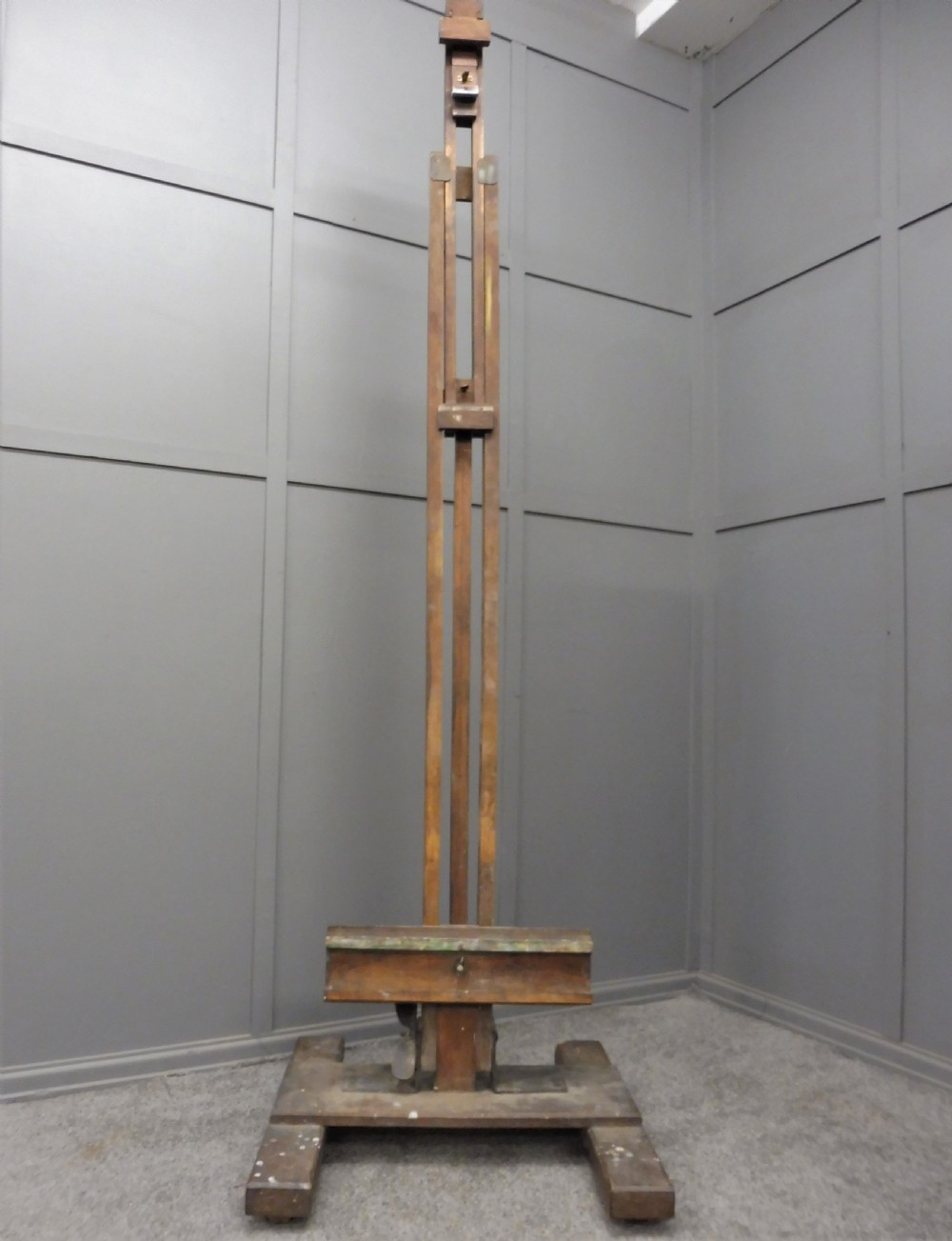 LARGE WINSOR AND NEWTON PROFESSIONAL ARTISTS STUDIO EASEL  View V