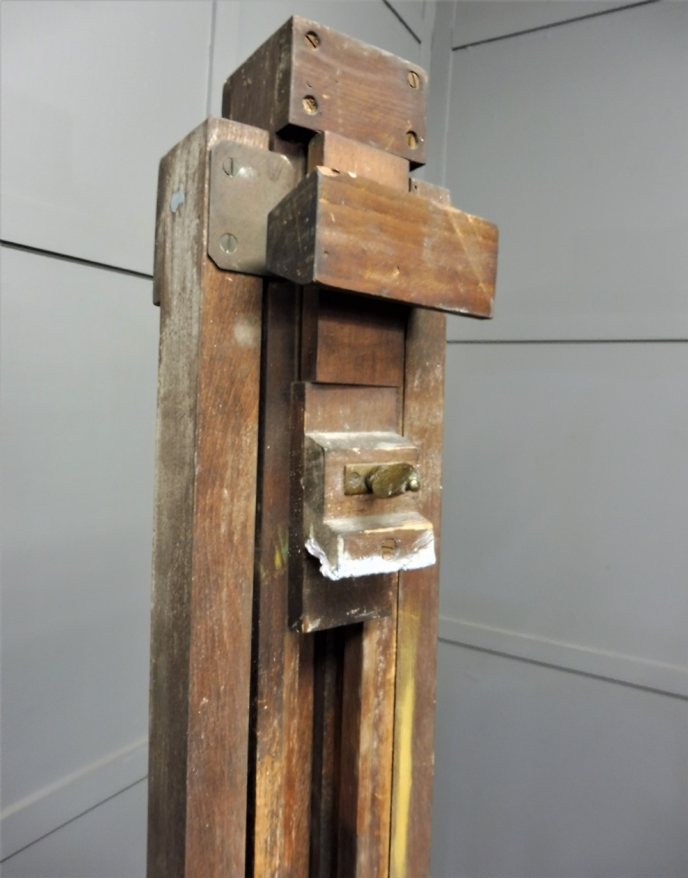 LARGE WINSOR AND NEWTON PROFESSIONAL ARTISTS STUDIO EASEL  View X
