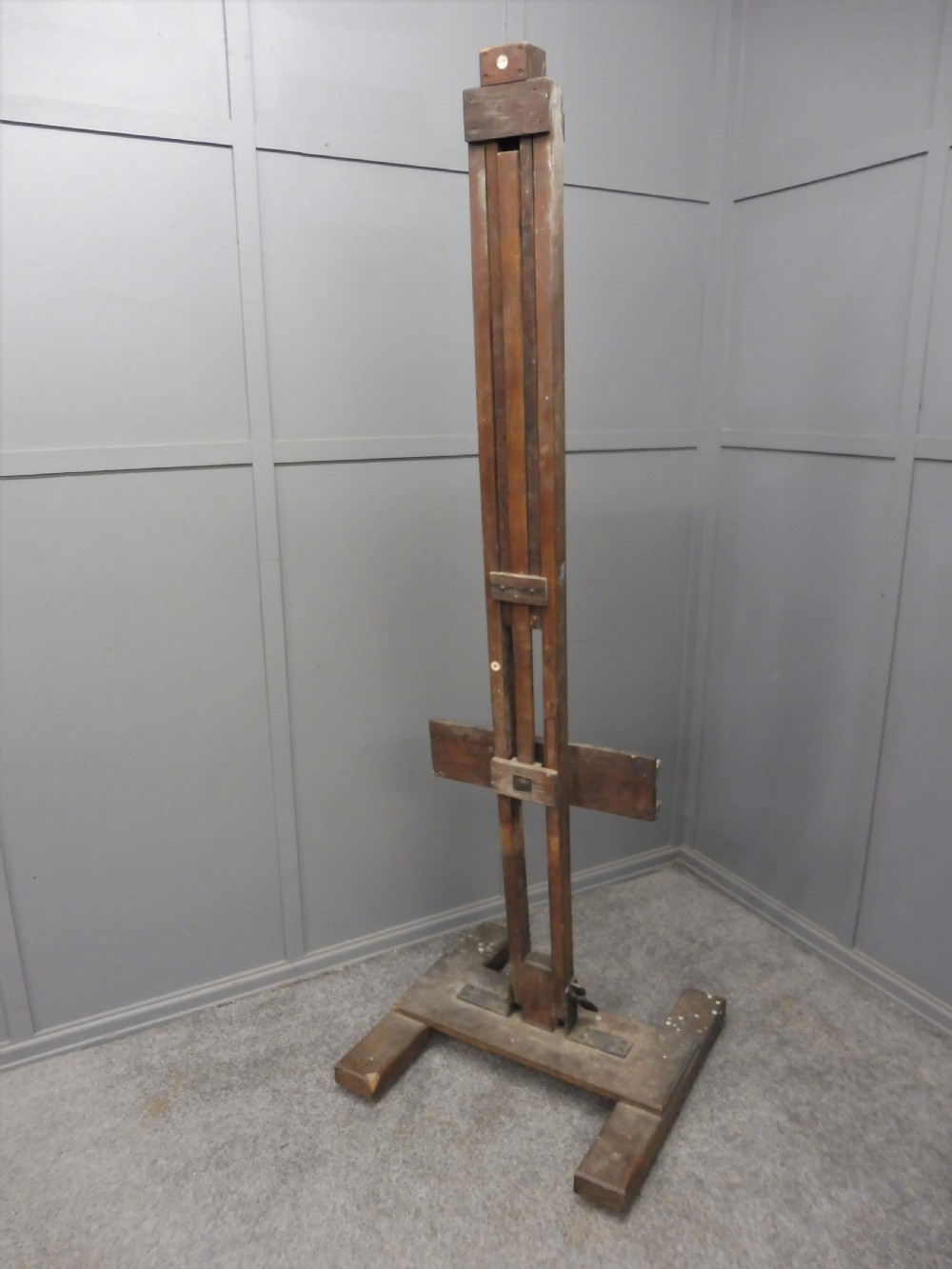 LARGE WINSOR AND NEWTON PROFESSIONAL ARTISTS STUDIO EASEL  View XI