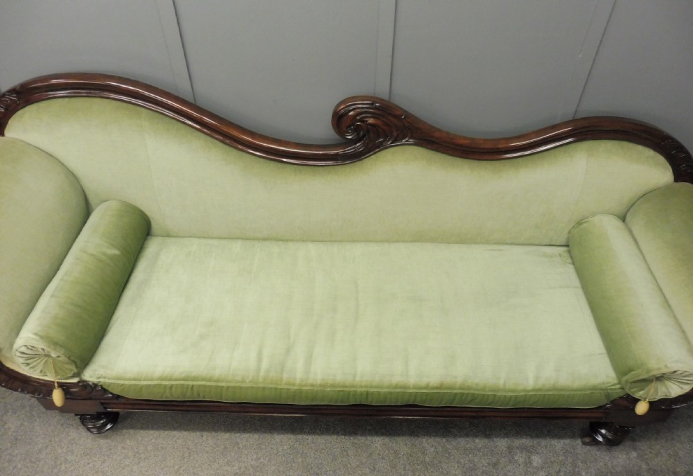 LARGE  EARLY VICTORIAN MAHOGANY SOFA View XI