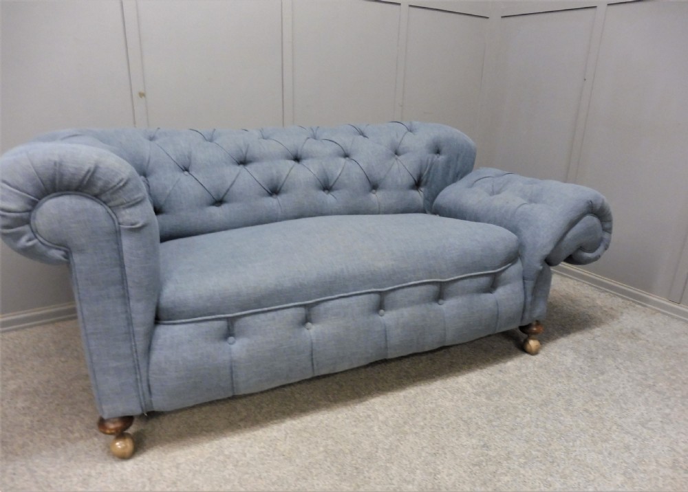 ANTIQUE DROP END CHESTERFIELD SOFA CIRCA 1900 View VII