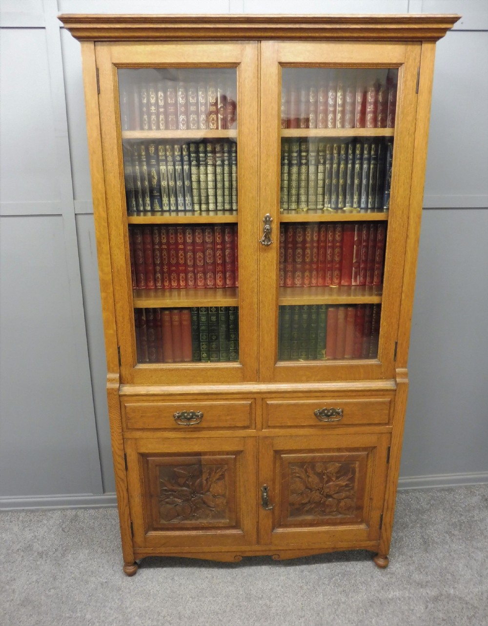 EDWARDIAN OAK BOOKCASE