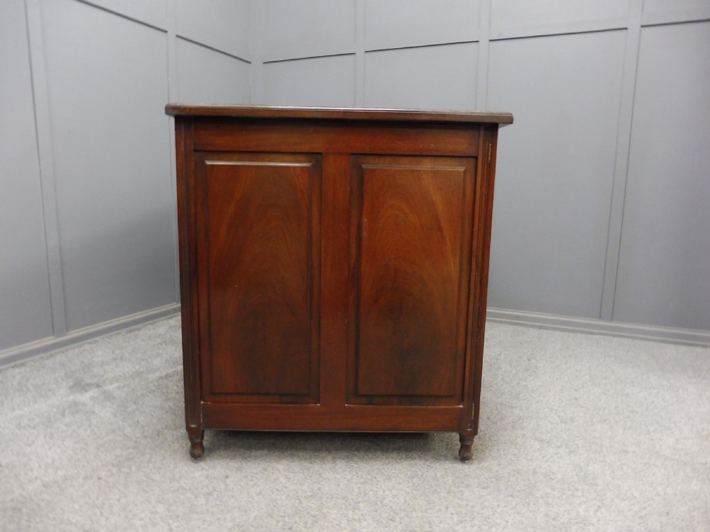 GOOD QUALITY WALNUT DESK CIRCA 1900 View VIII