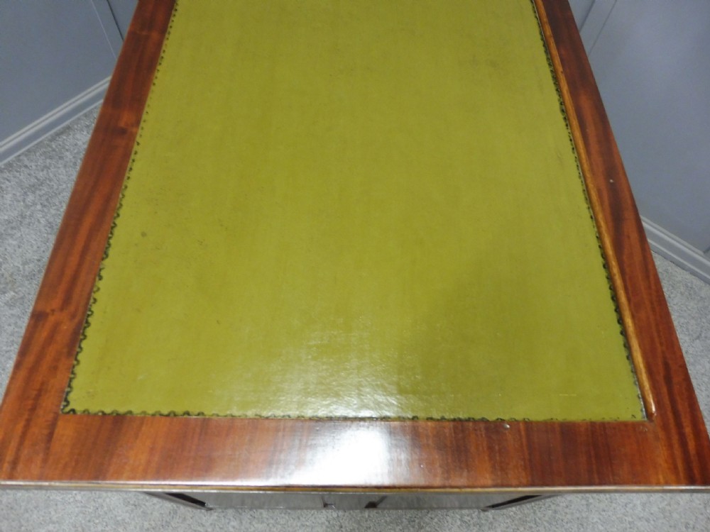 GOOD QUALITY WALNUT DESK CIRCA 1900 View XI