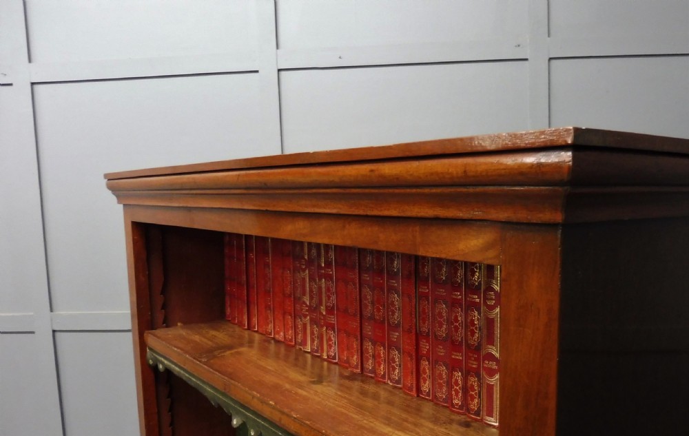 VICTORIAN MAHOGANY BOOKCASE View VIII