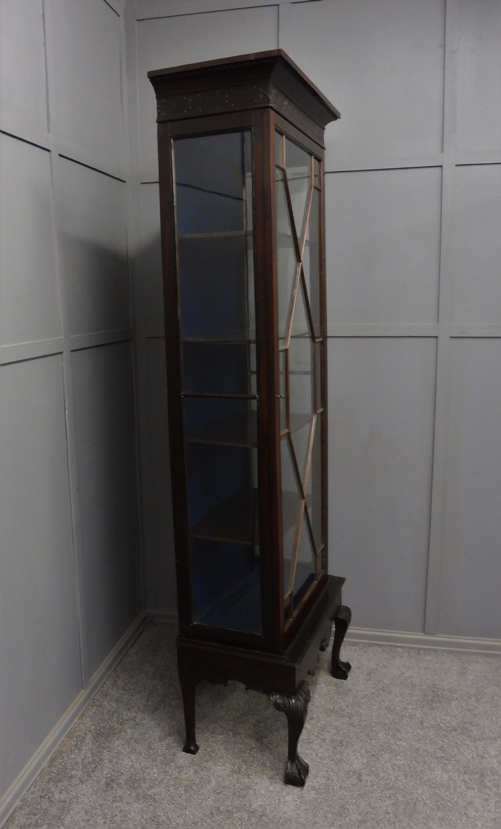 TALL SLIM MAHOGANY DISPLAY CABINET CIRCA 1900-1910 View IV