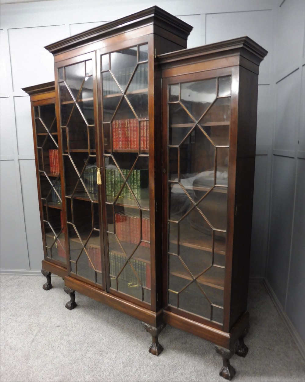 LARGE VICTORIAN MAHOGANY BOOKCASE View VIII