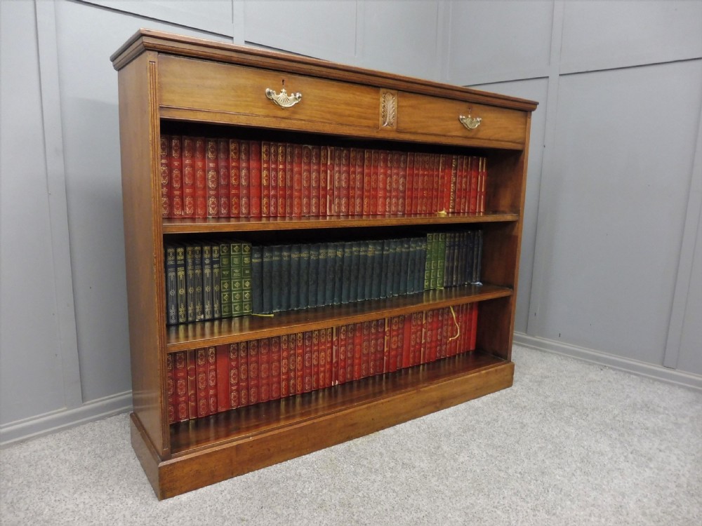 LATE 19TH CENTURY WALNUT BOOKCASE View II