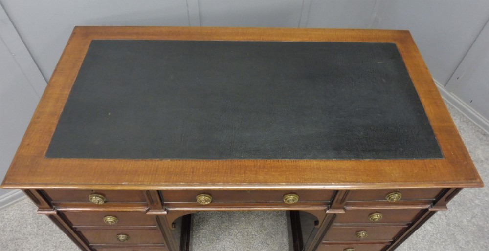 SMALL EDWARDIAN MAHOGANY DESK View VI