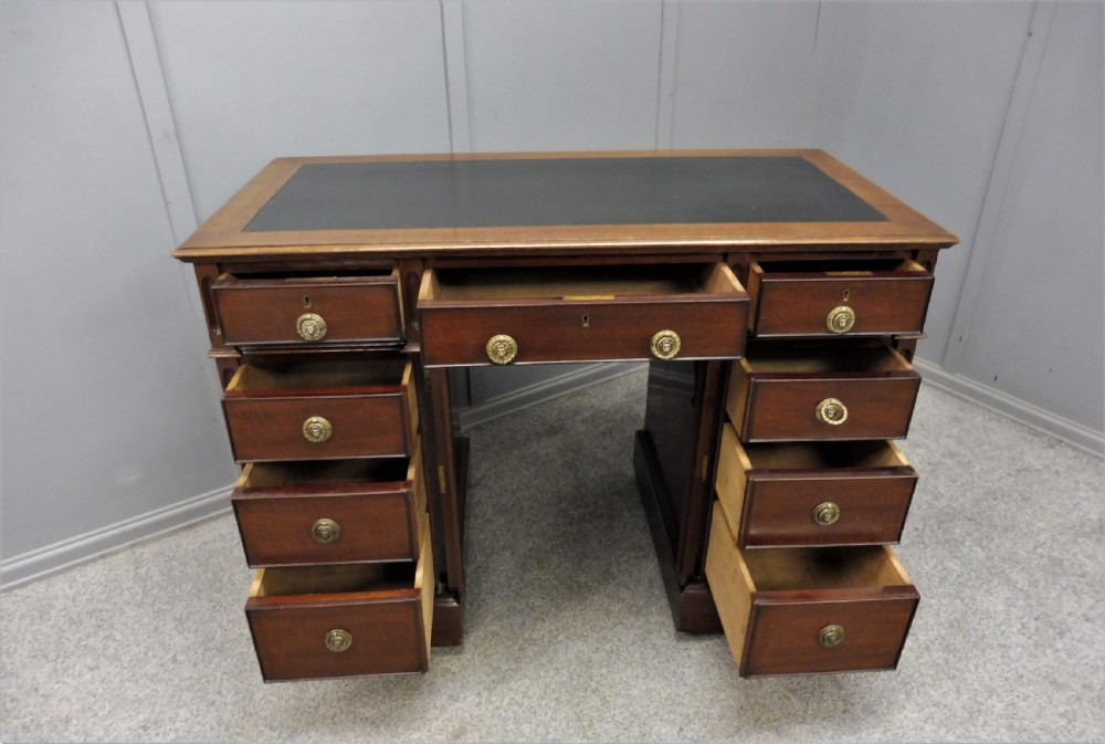 SMALL EDWARDIAN MAHOGANY DESK View VII