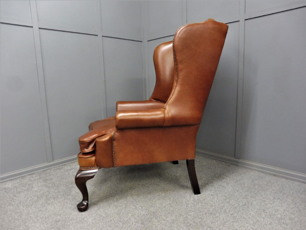 LARGE LEATHER WING ARMCHAIR View V