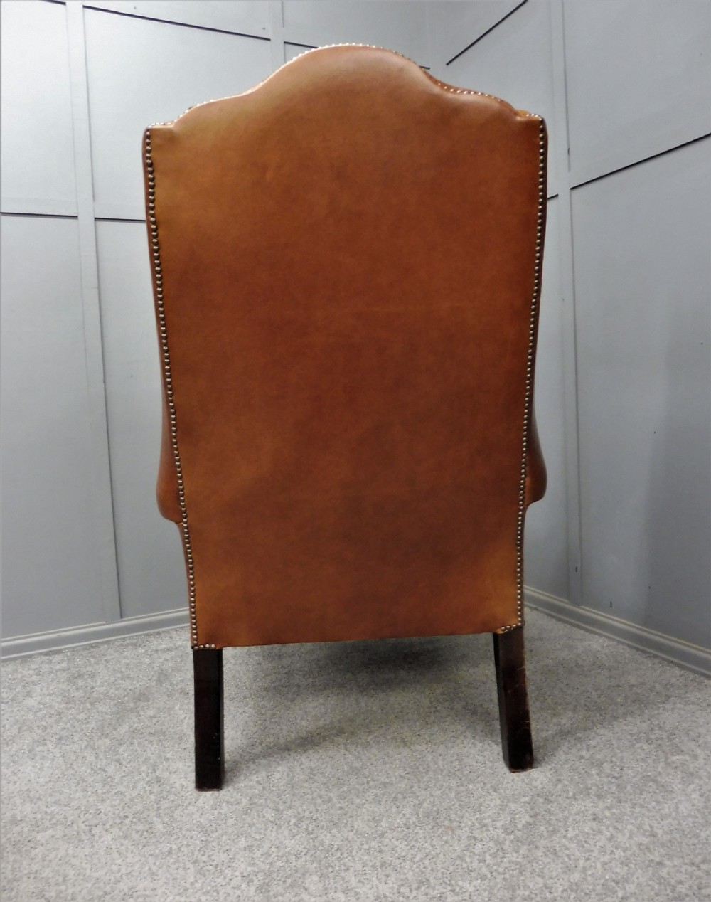 LARGE LEATHER WING ARMCHAIR View VI