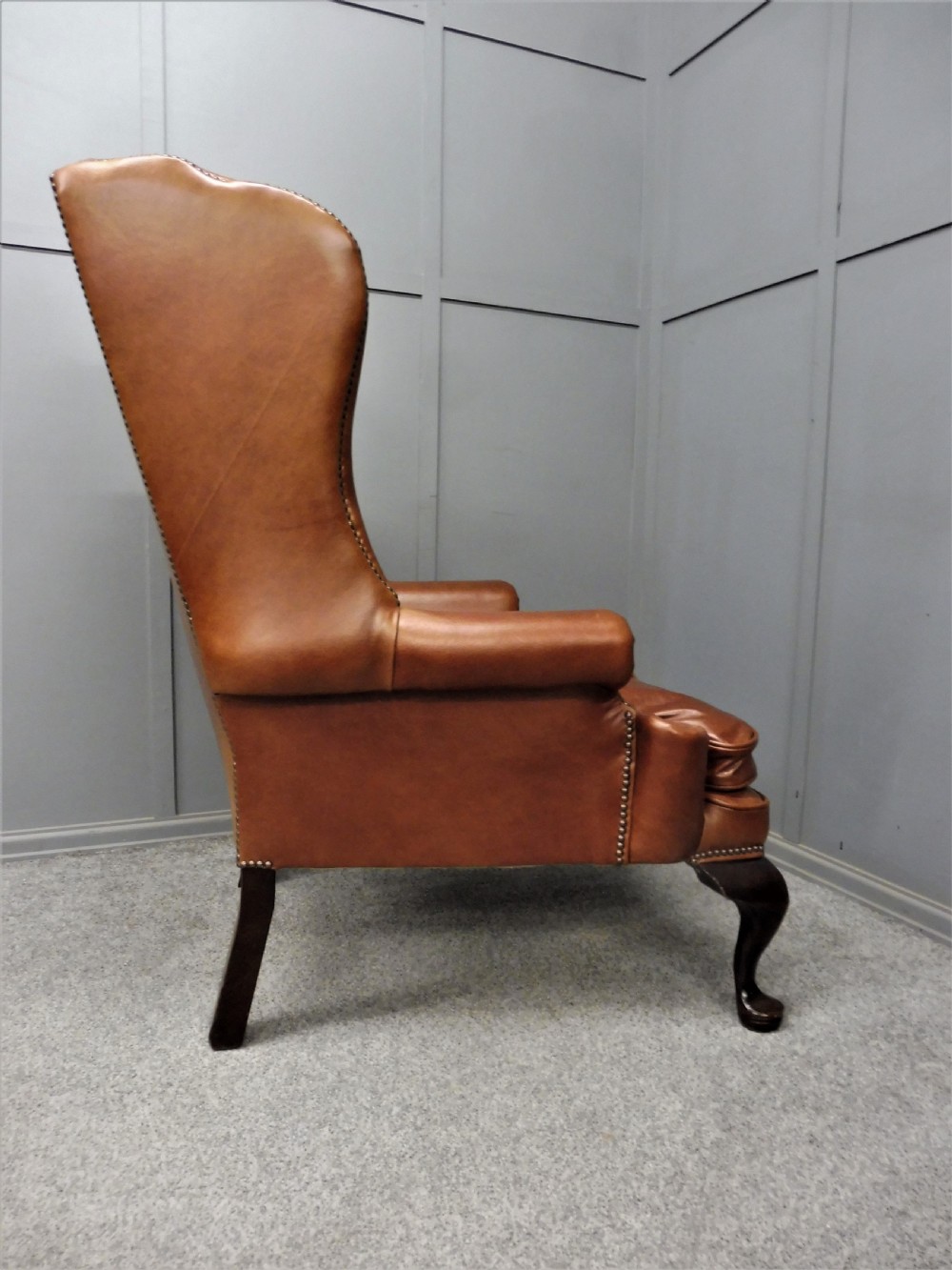 LARGE LEATHER WING ARMCHAIR View VII