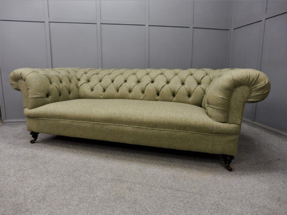 LARGE VICTORIAN CHESTERFIELD SOFA