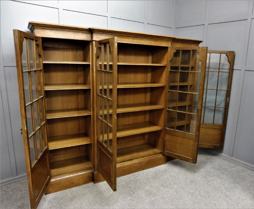 LARGE EDWARDIAN OAK 4 DOOR BOOKCASE View III