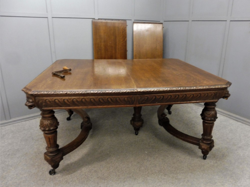 VICTORIAN CARVED OAK EXTENDING DINING TABLE CIRCA 1880 View IX