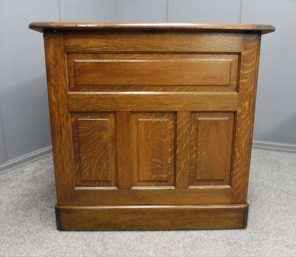 EDWARDIAN OAK LEATHER TOP DESK View III