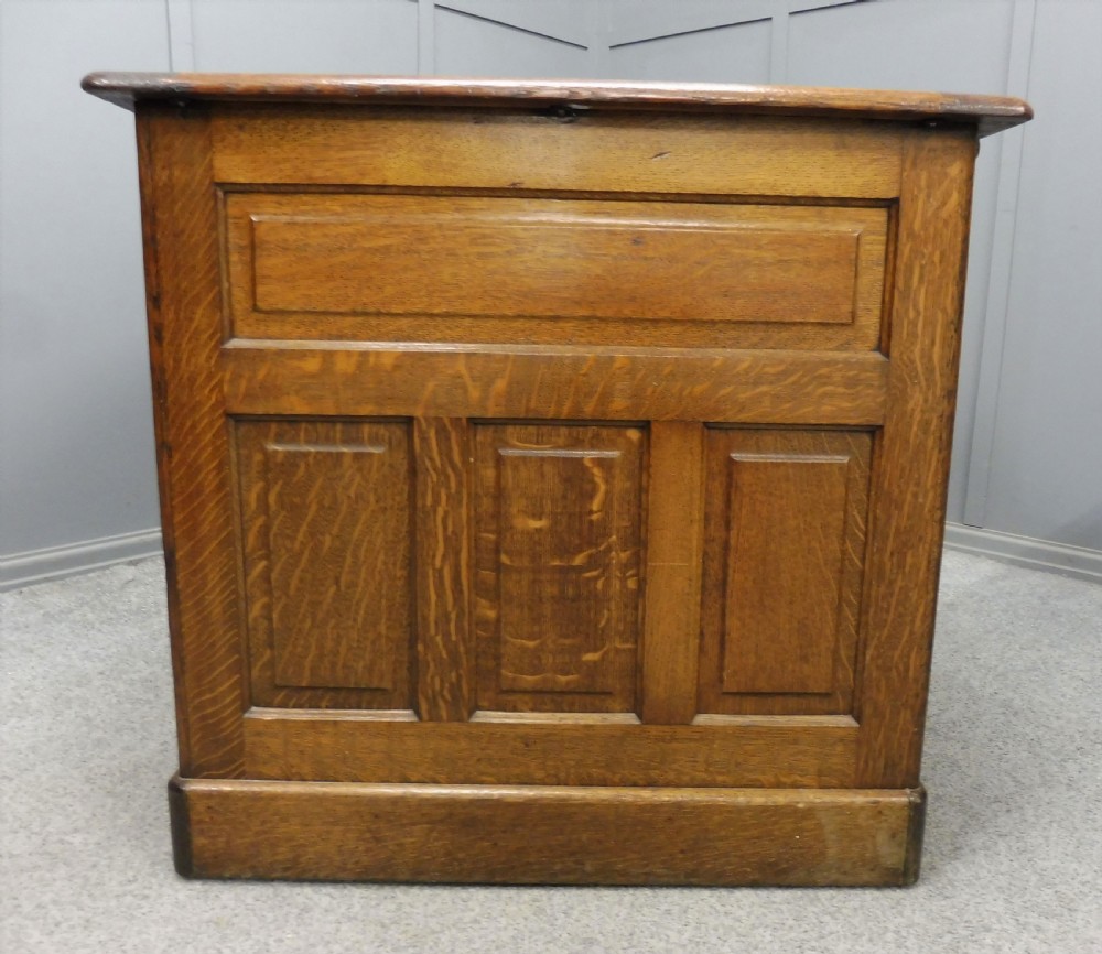 EDWARDIAN OAK LEATHER TOP DESK View V