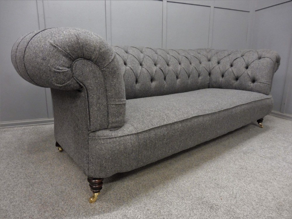 LARGE FULLY RESTORED VICTORIAN CHESTERFIELD SOFA View IV