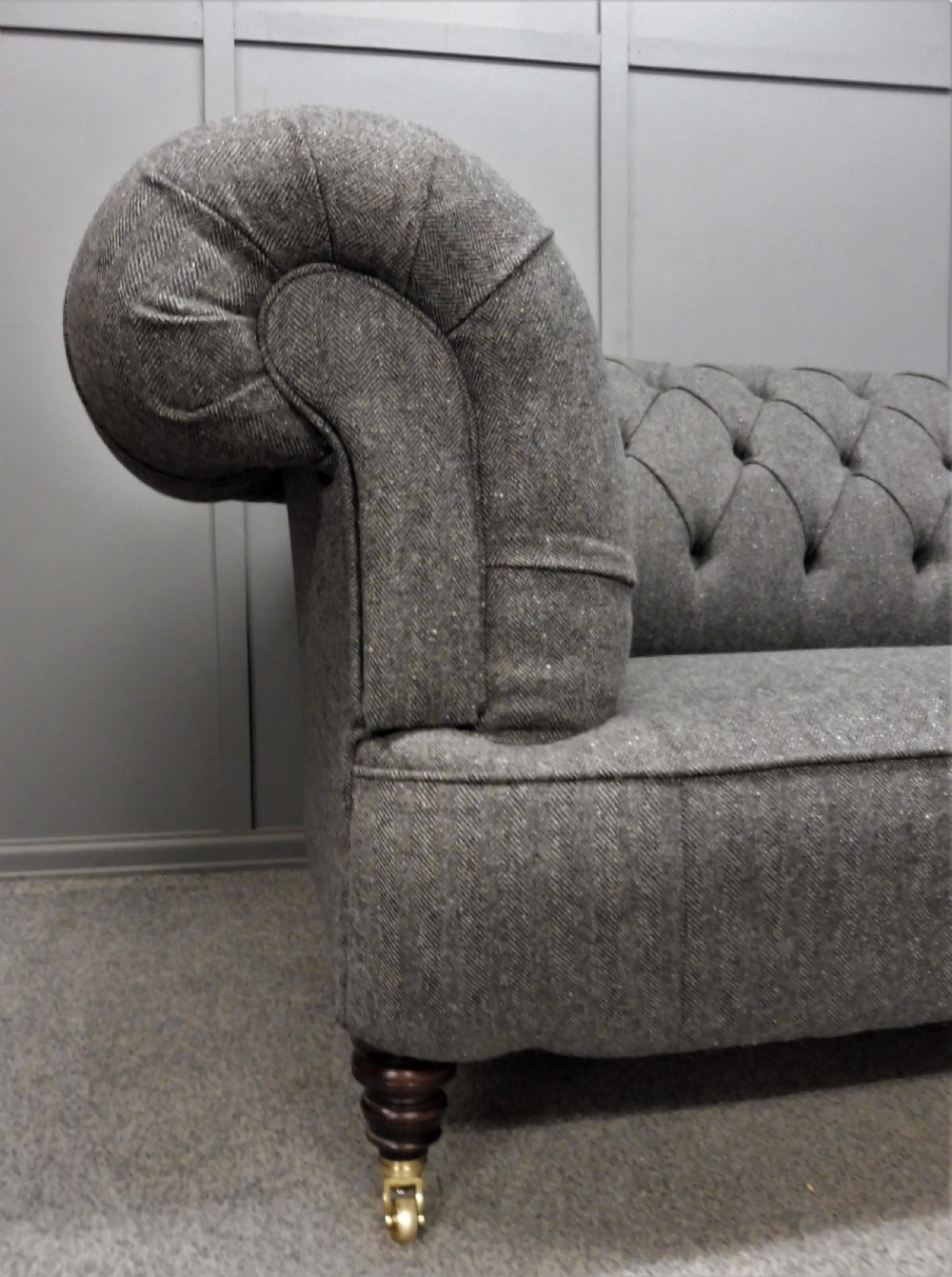 LARGE FULLY RESTORED VICTORIAN CHESTERFIELD SOFA View V