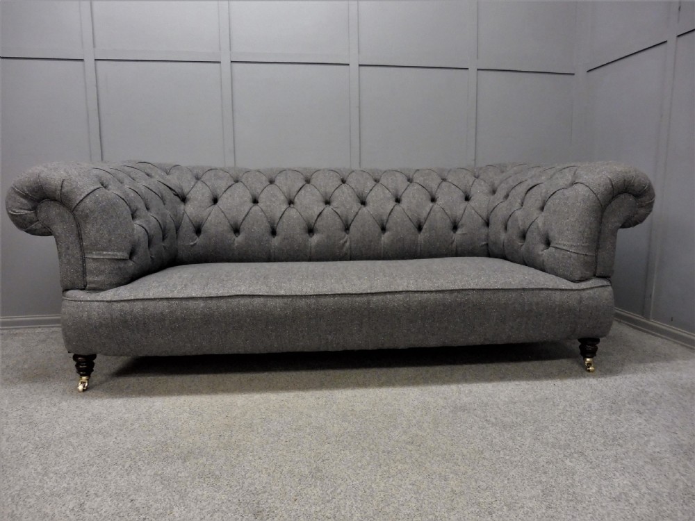 LARGE FULLY RESTORED VICTORIAN CHESTERFIELD SOFA View XIV