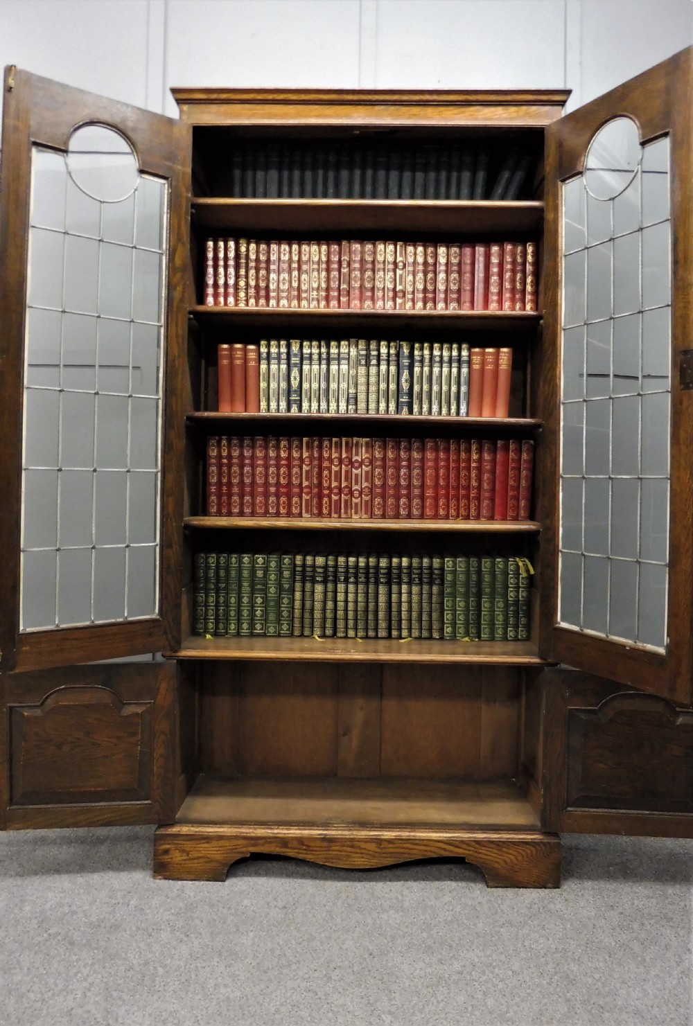 EDWARDIAN OAK BOOKCASE View IX
