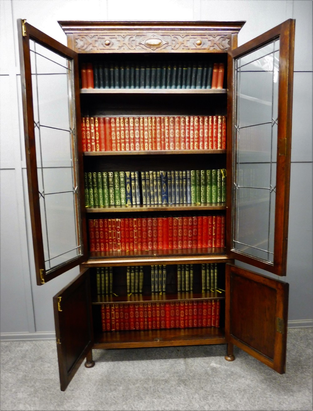 EDWARDIAN OAK BOOKCASE View IX
