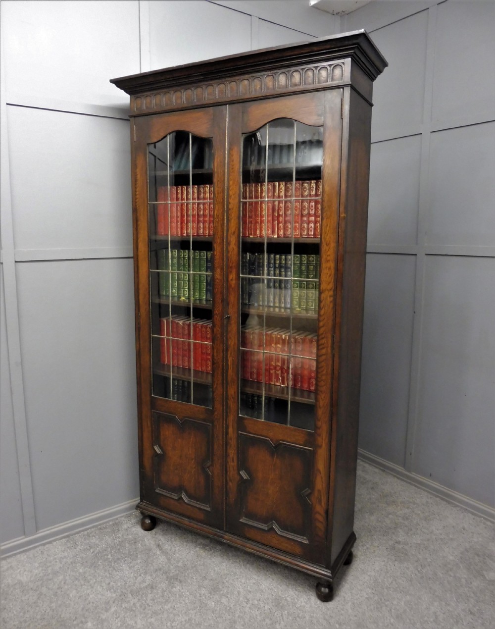 TALL SLIM OAK BOOKCASE View IX