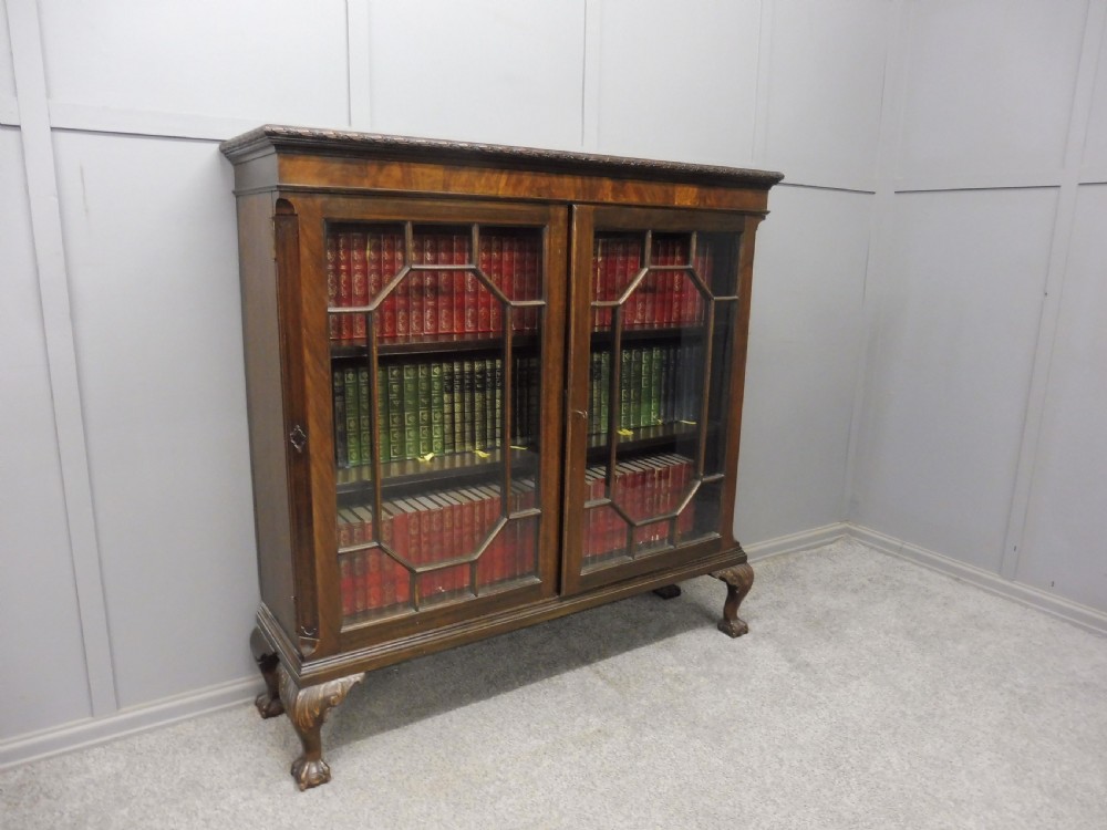 EDWARDIAN MAHOGANY BOOKCASE BY MAPLE AND CO View IX