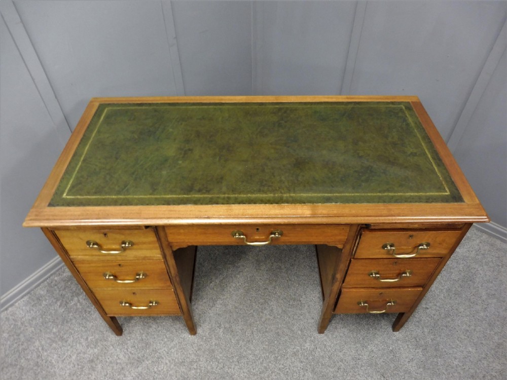 MAHOGANY DESK View II
