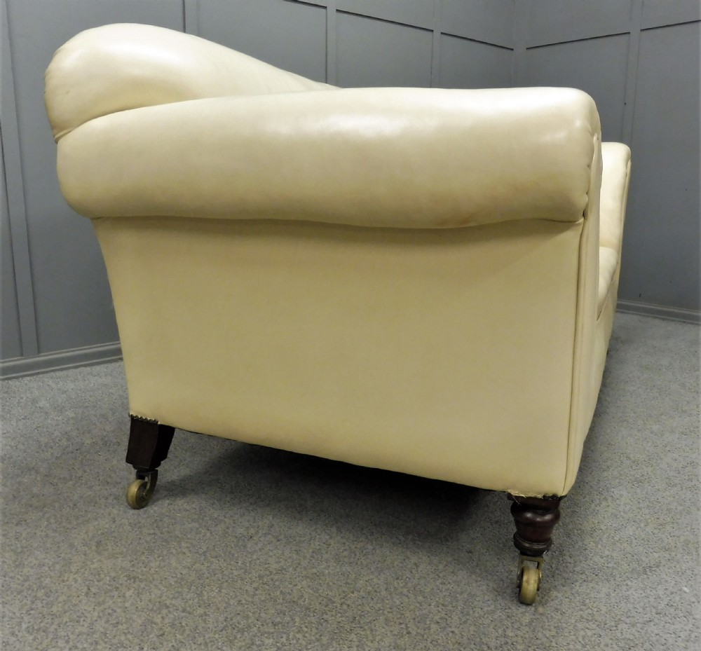 ANTIQUE LEATHER CHESTERFIELD SOFA CIRCA 1900 View IX