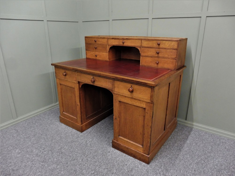 FULLY FITTED VICTORIAN OAK DESK
