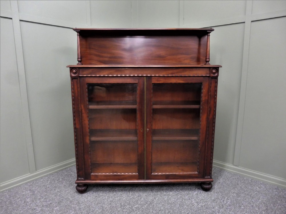 FINE QUALITY CHIFFIONER BOOKCASE ATTRIBUTED TO GILLOWS OF LANCASTER