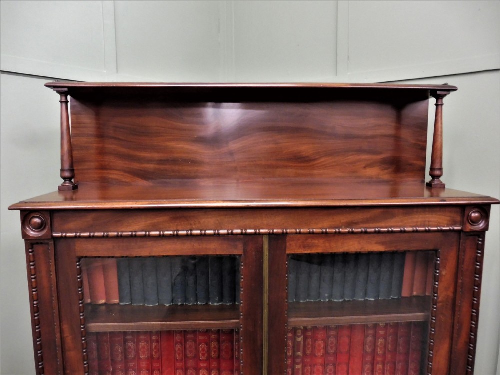 FINE QUALITY CHIFFIONER BOOKCASE ATTRIBUTED TO GILLOWS OF LANCASTER View IX
