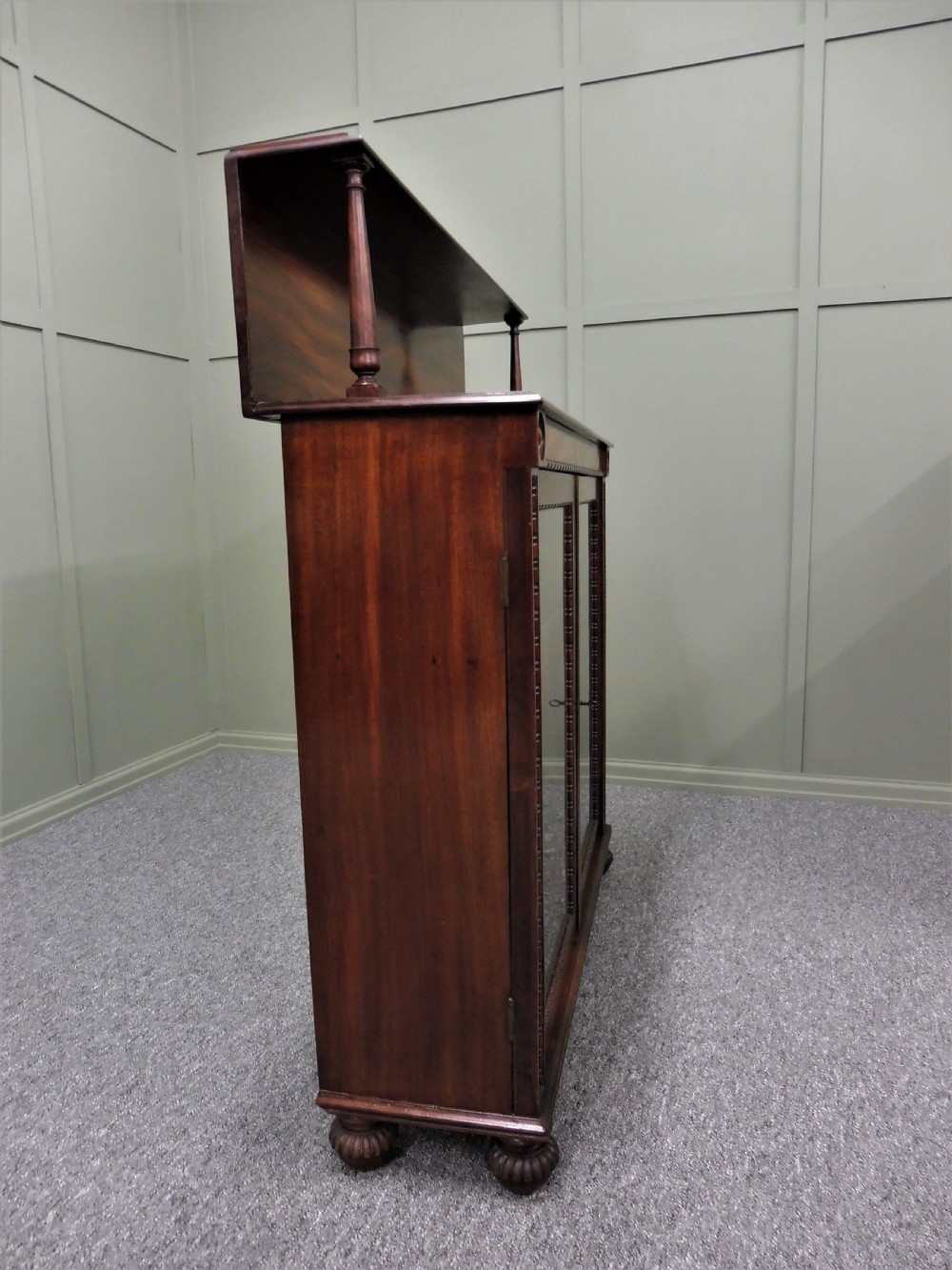 FINE QUALITY CHIFFIONER BOOKCASE ATTRIBUTED TO GILLOWS OF LANCASTER View XII