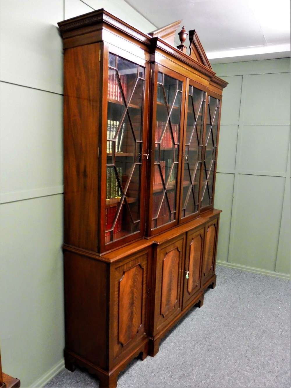 LARGE EDWARDIAN BREAKFRONT BOOKCASE View IV