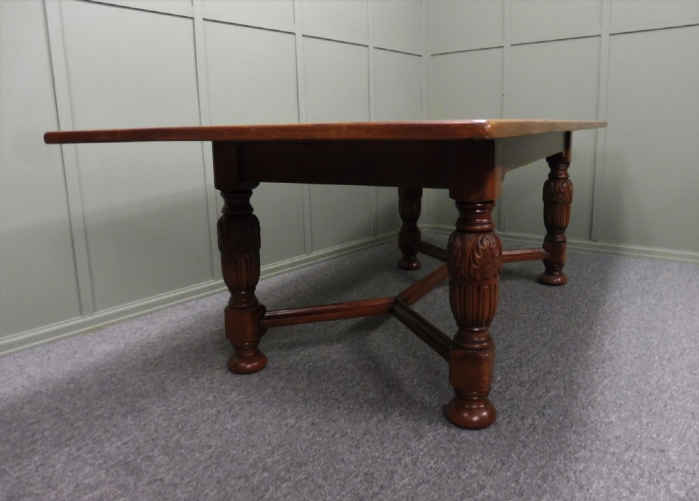 LARGE OAK FARMHOUSE TABLE SEATS 8-10 View IV