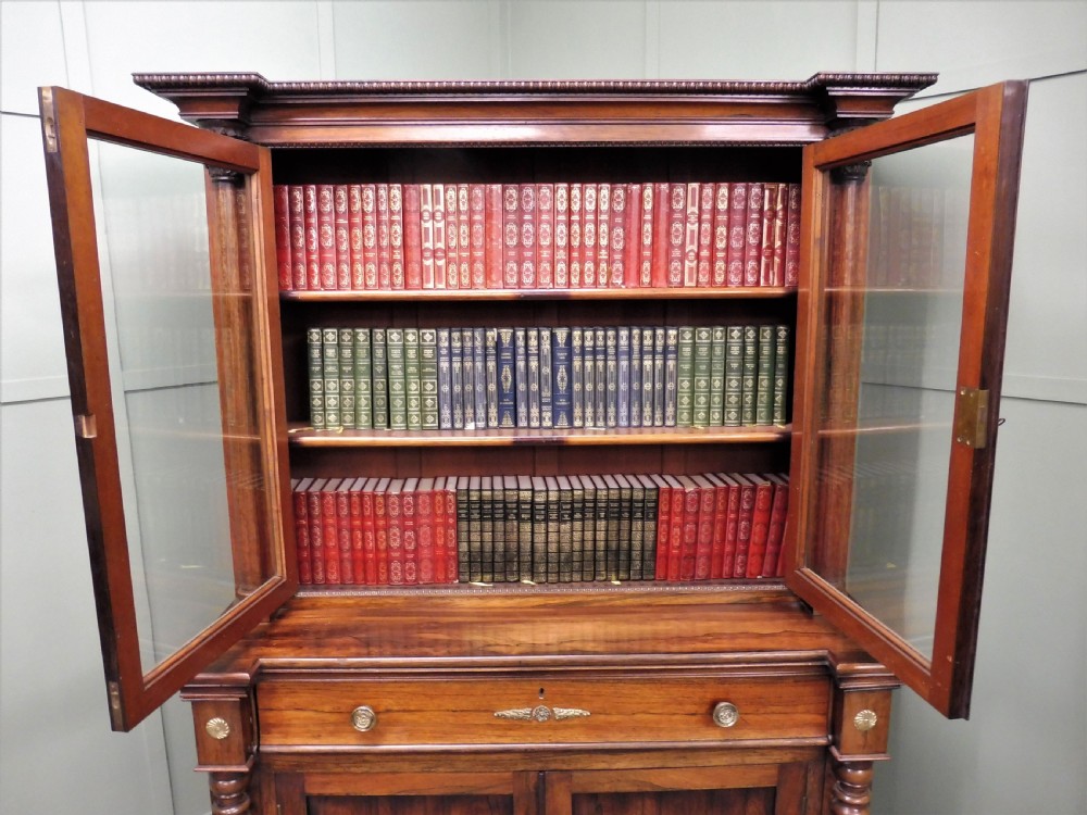 EARLY 19TH CENTURY ROSEWOOD BOOKCASE View VIII